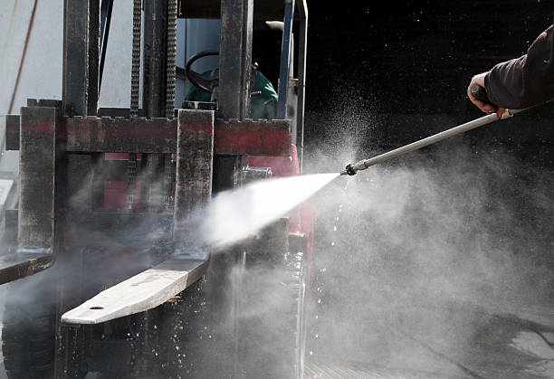 Best Heavy Equipment Washing  in Frostproof, FL